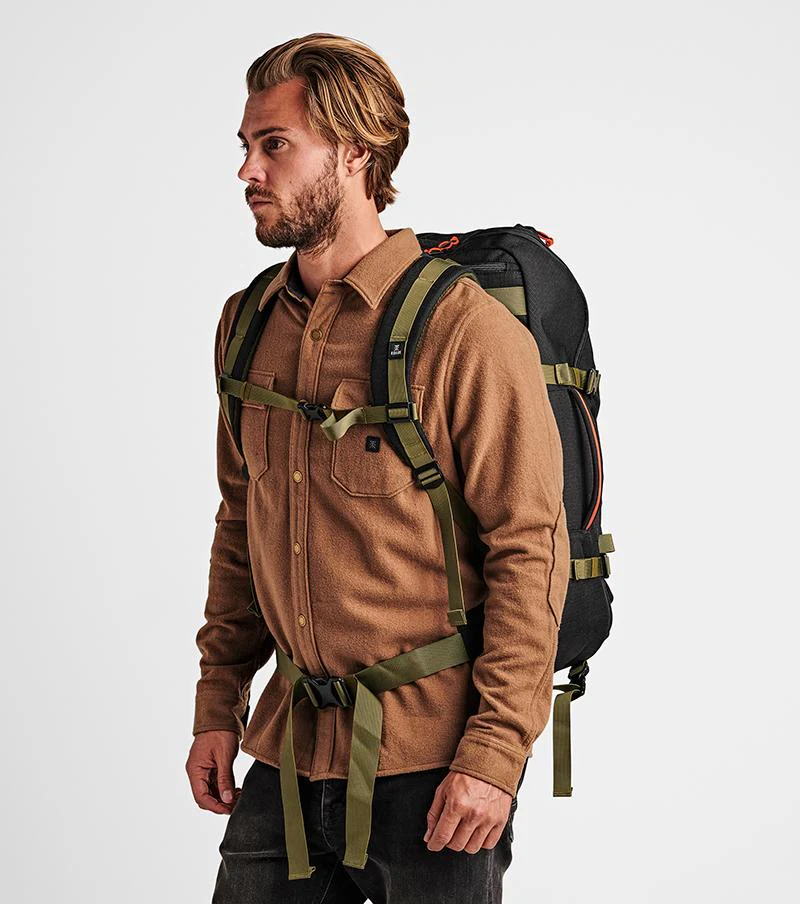 5 Day Mule 55L Bag - Black - Image 7