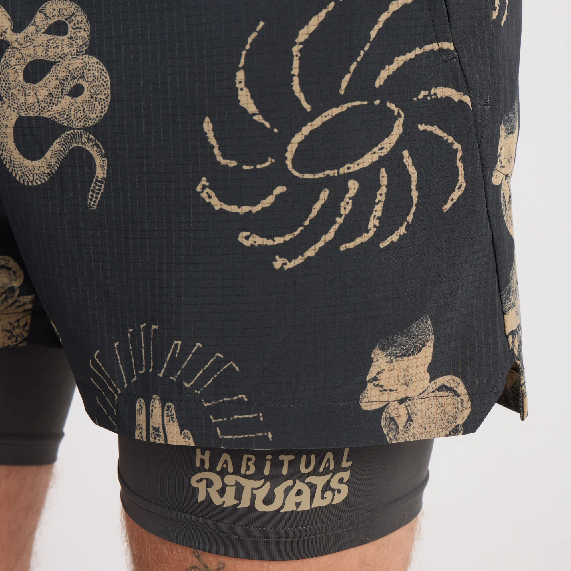 Bommer 3.5" Shorts - Onyx - Image 6
