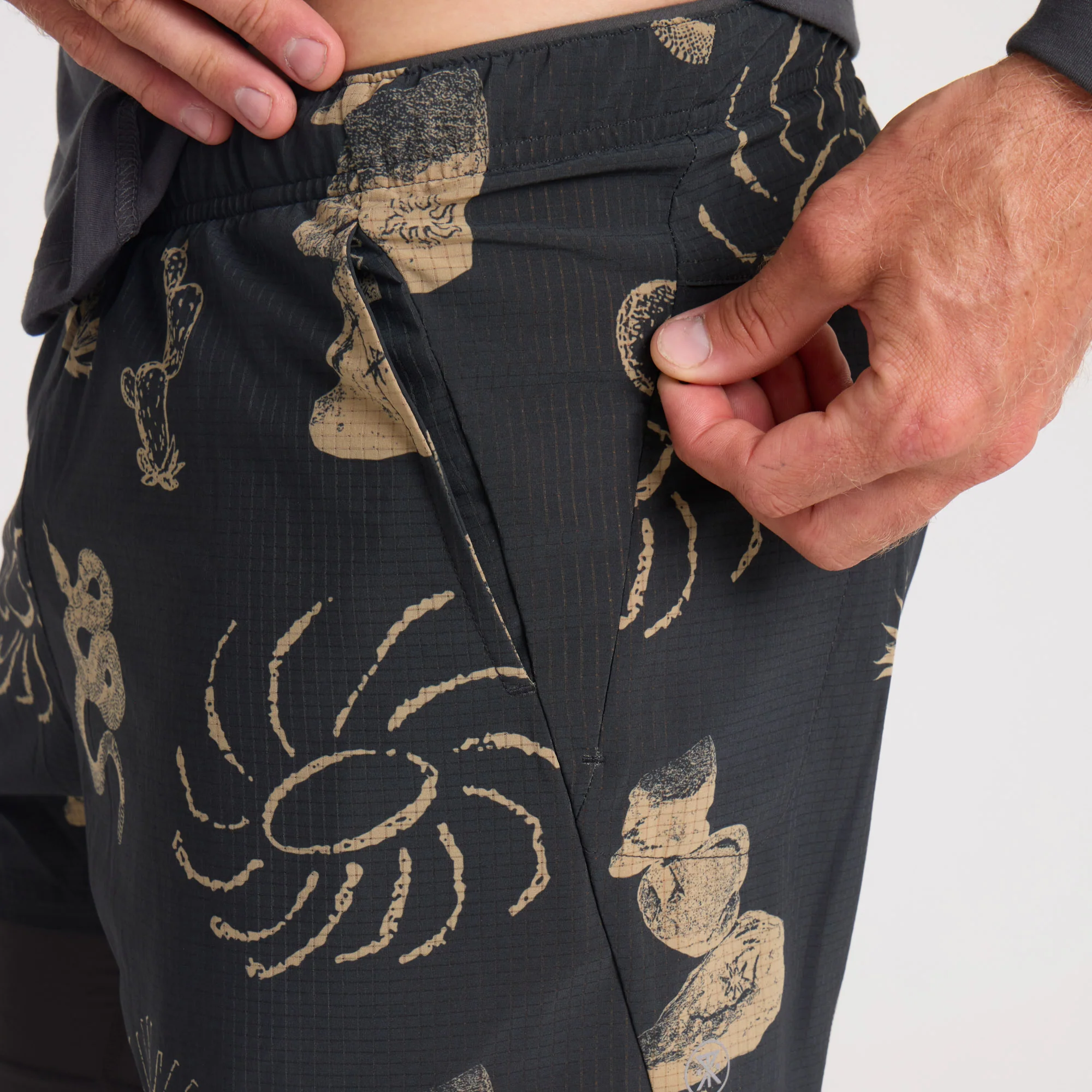 Bommer 3.5" Shorts - Onyx - Image 8