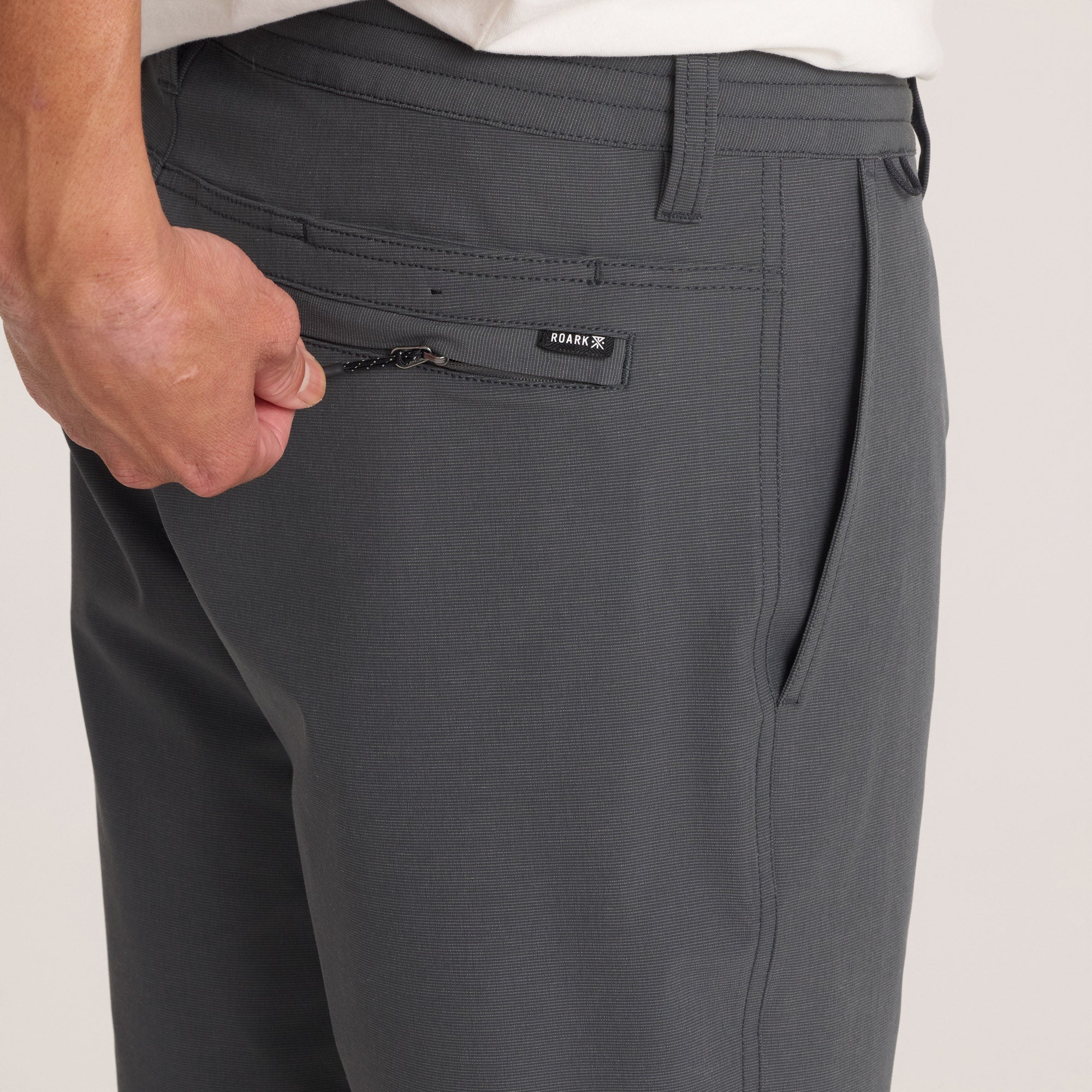 Hytide Hybrid 18.5" Shorts - Charcoal - Image 4