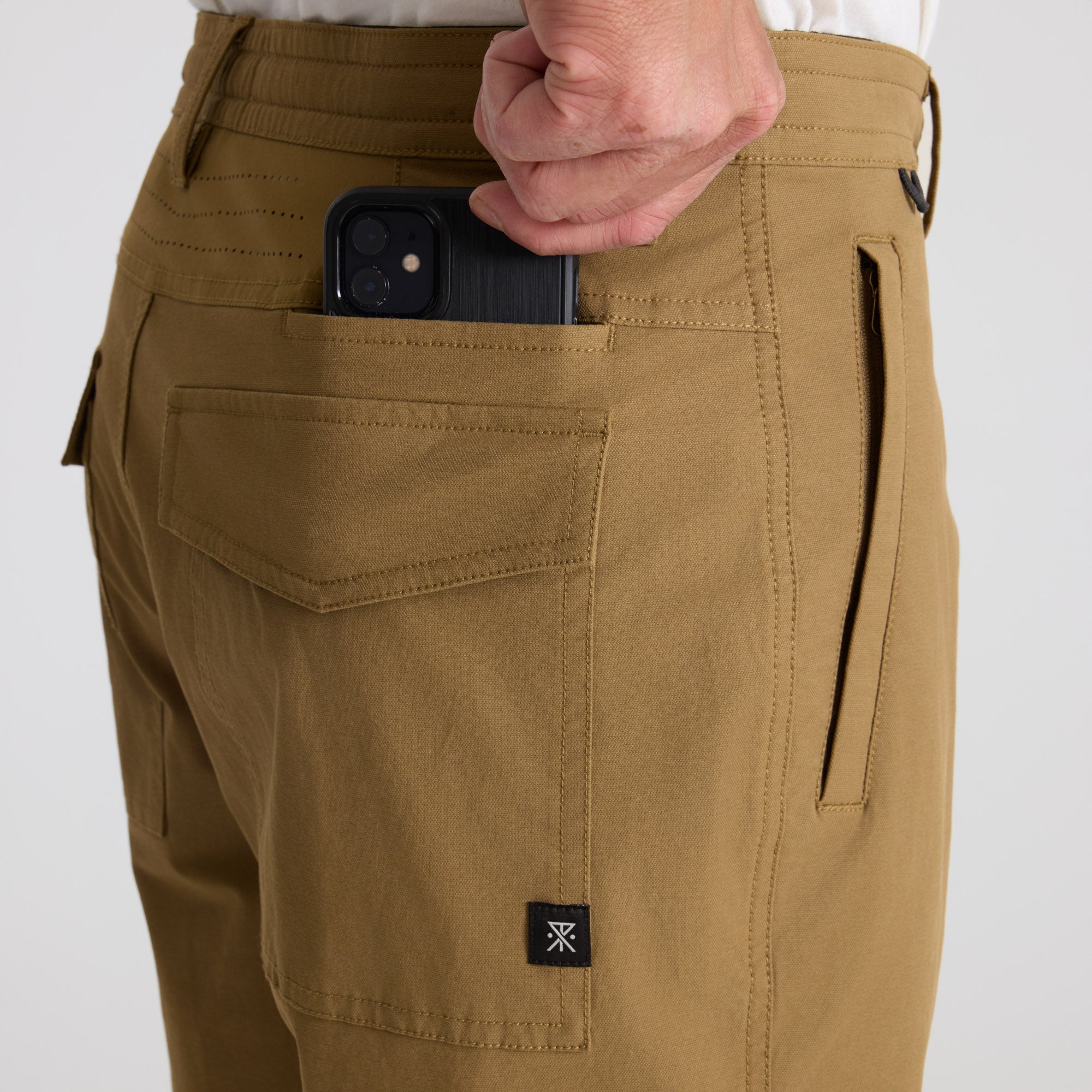 Layover Pro 8" Traveler Shorts - Dark Khaki - Image 4