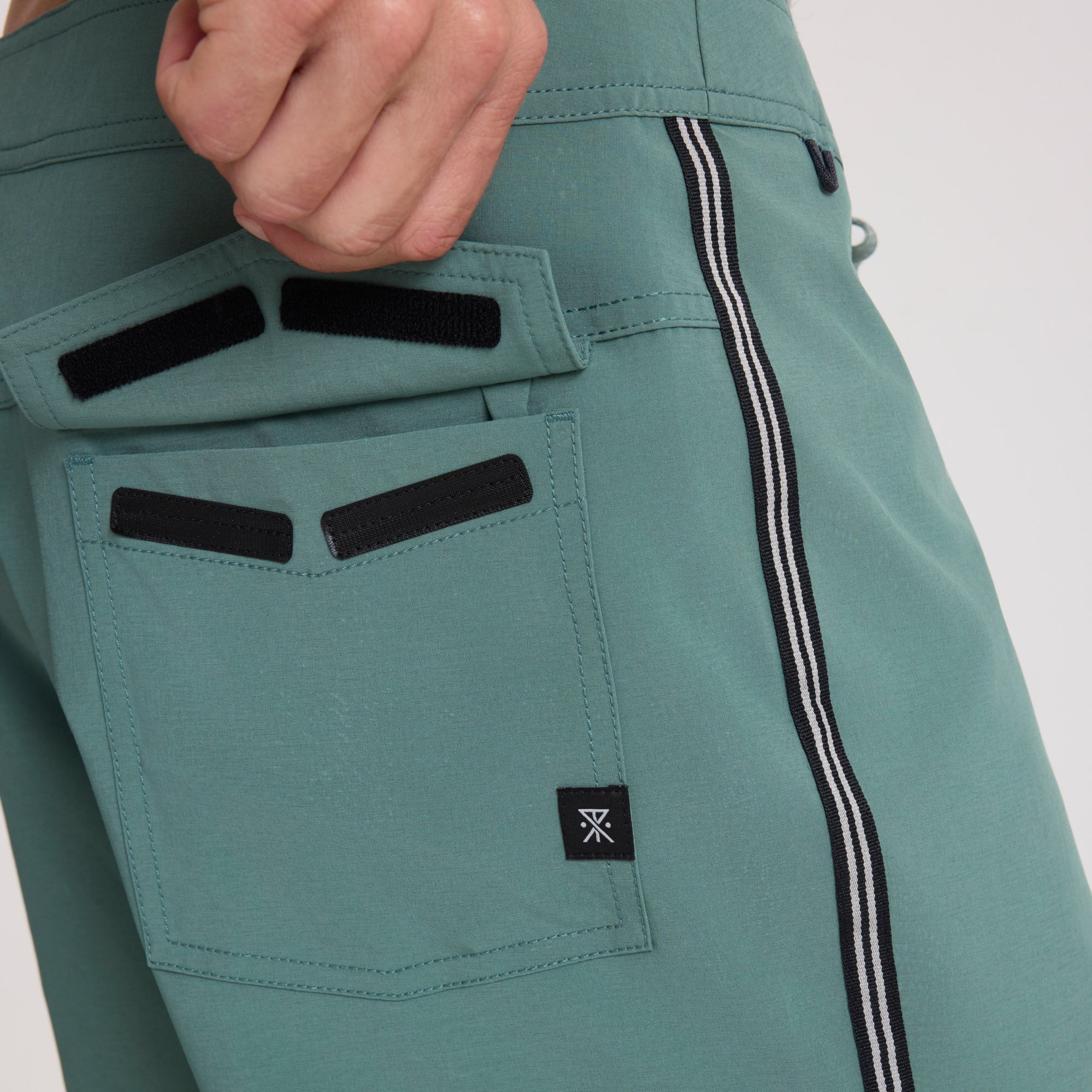 Passage 18.5" Boardshorts - Slate Green Stripe - Image 4