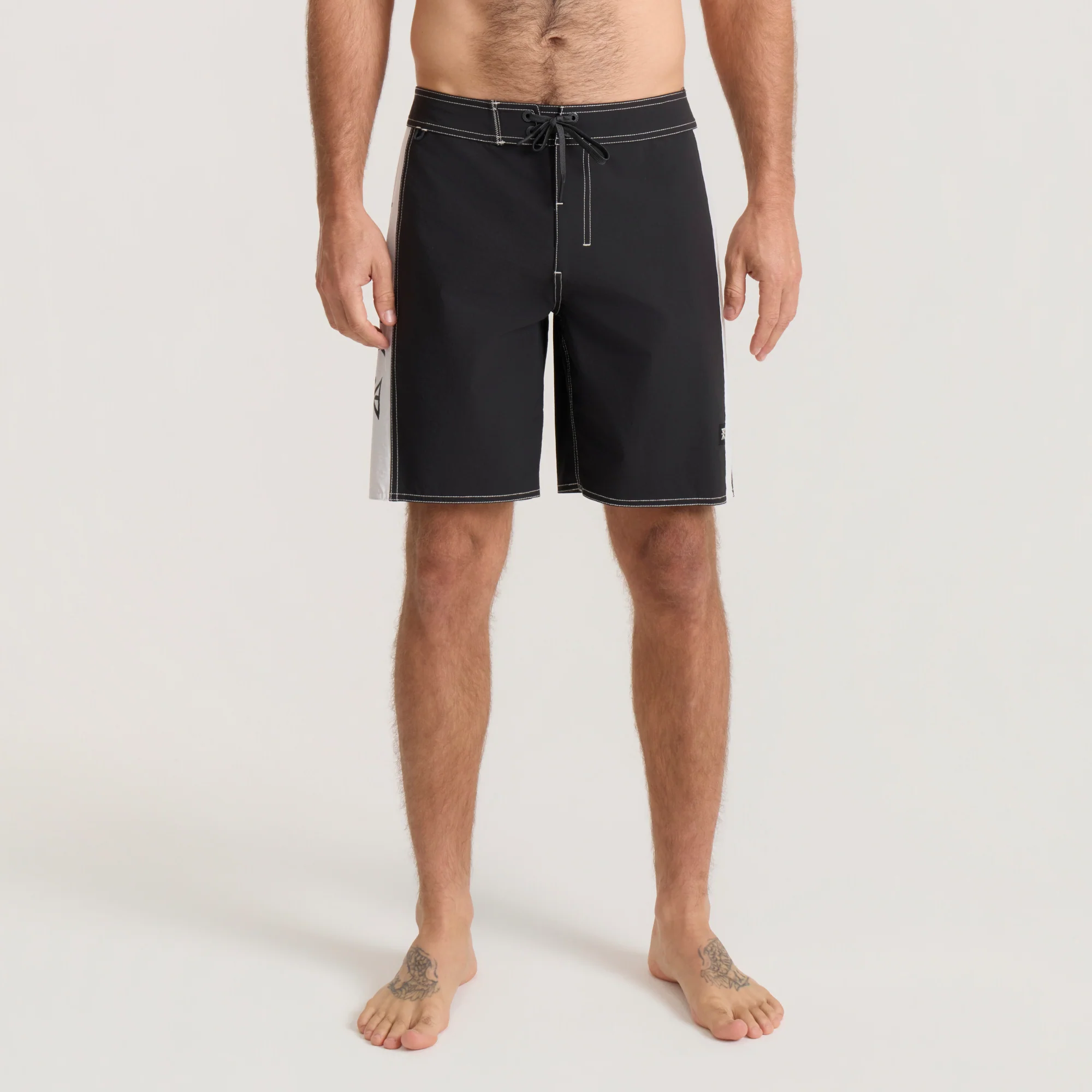 Passage Panel 18.5" Boardshorts - Black/white - Image 4