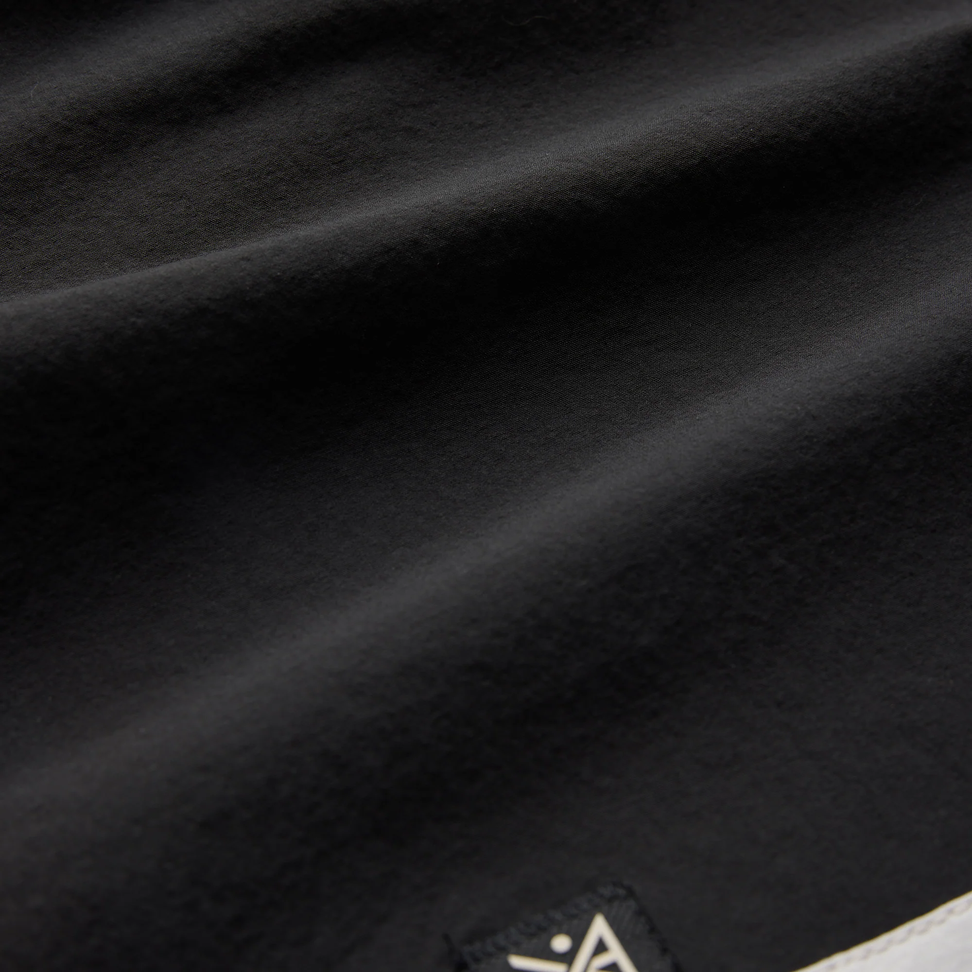 Passage Panel 18.5" Boardshorts - Black/white - Image 8