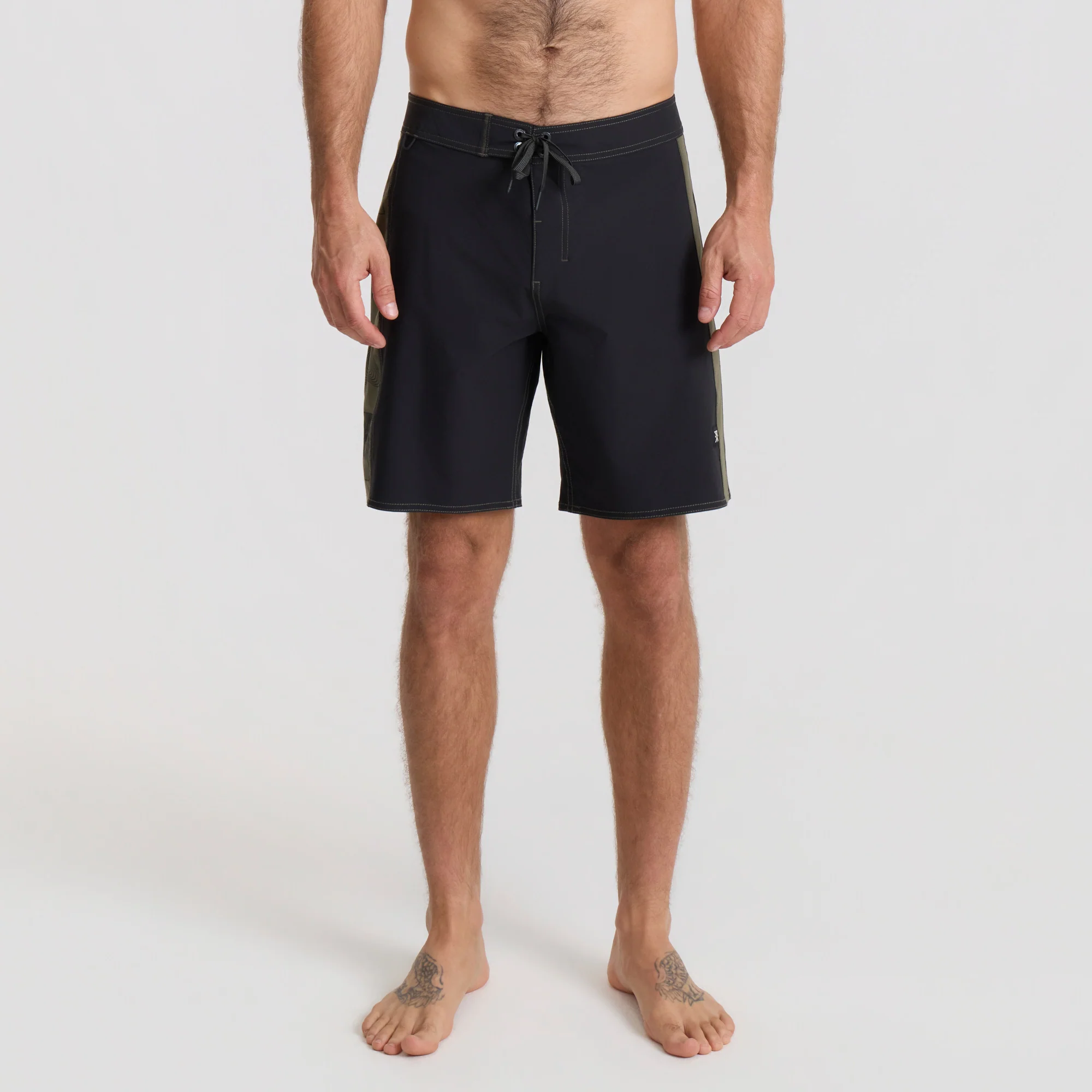 Passage Panel 18.5" Boardshorts - Black - Image 3