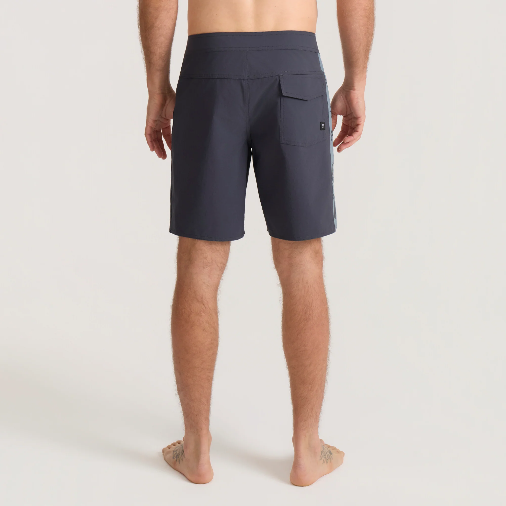 Passage Panel 18.5" Boardshorts - Ebony - Image 5