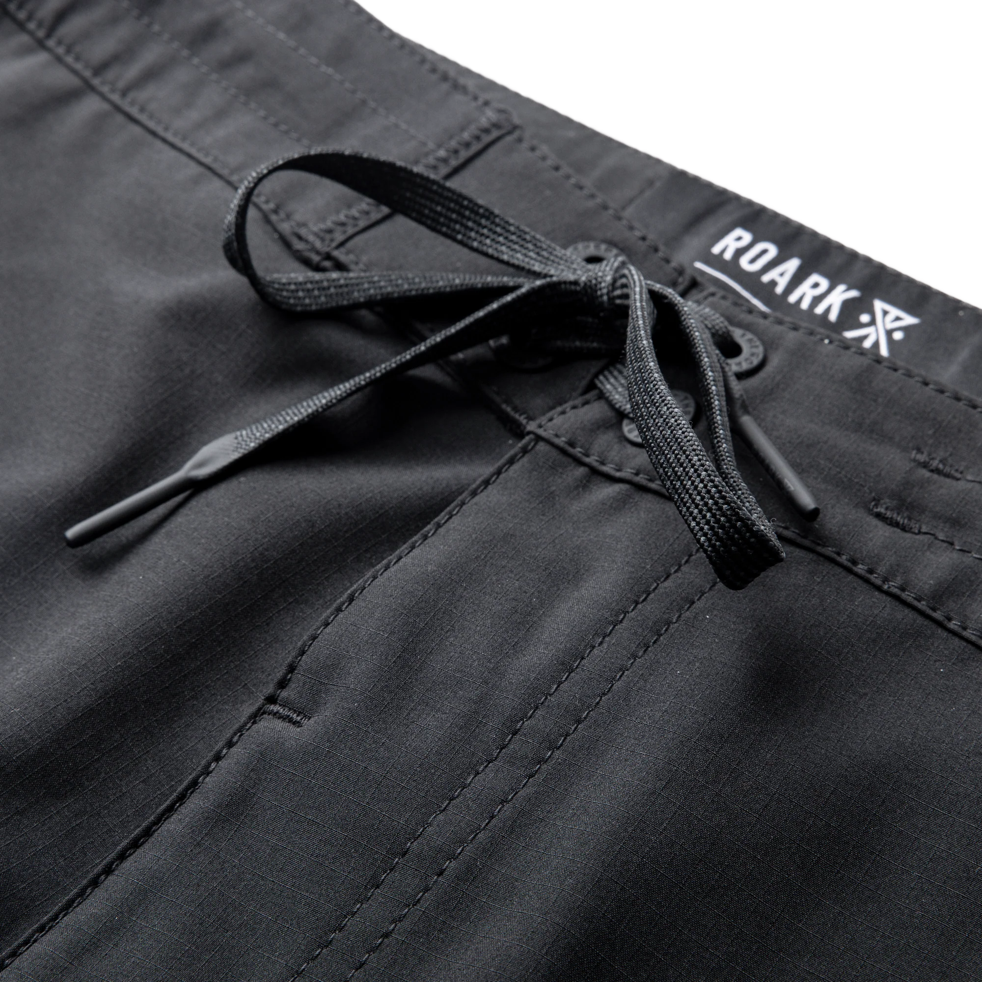 Venture Hybrid 18.5" Trunk - Black - Image 6