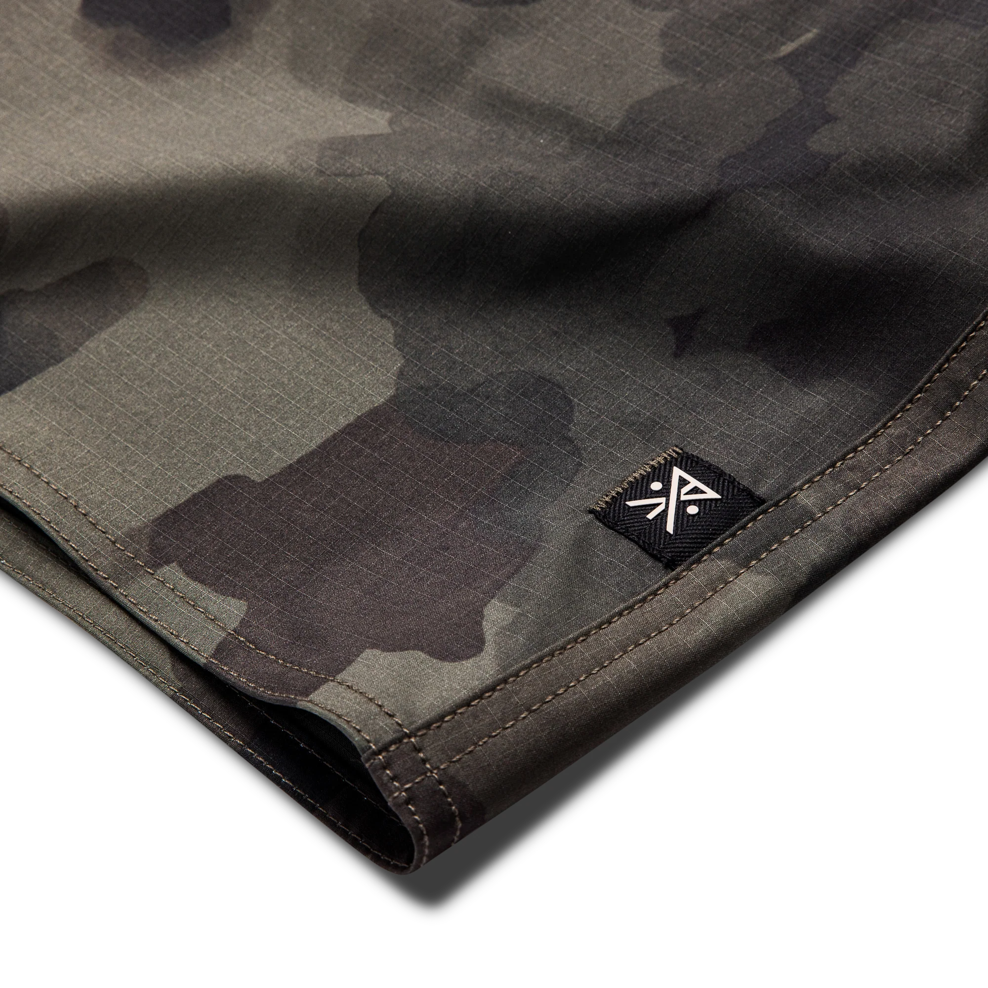 Venture Hybrid 18.5" Trunk - Camo - Image 6