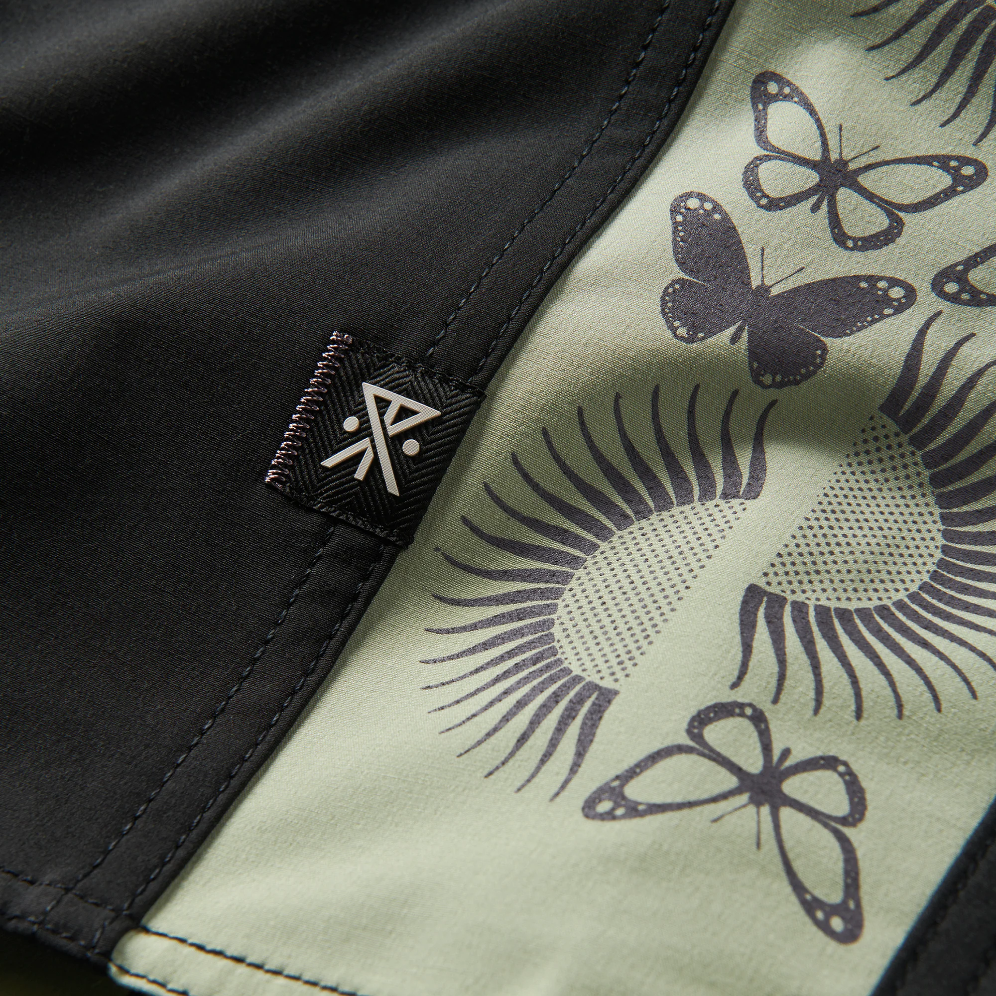 Passage 18.5" Boardshorts - Black - Image 11