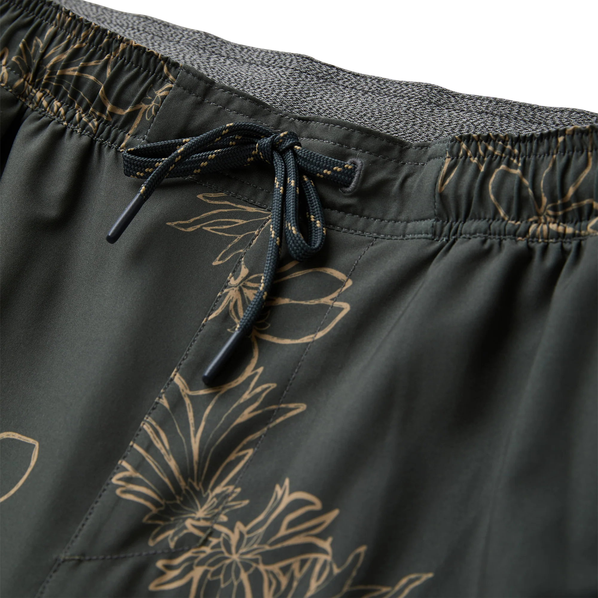Serrano 7" Active Stretch Shorts - Onyx Floral - Image 5